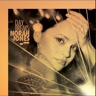 NORAH JONES - Day Breaks