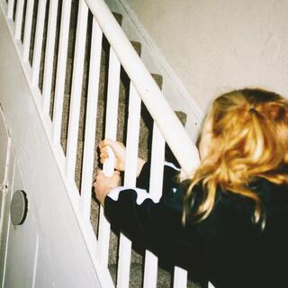 FENNE LILY - On Hold