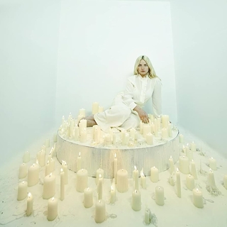 ASHE - Ashlyn (Red/white Vinyl) (Etched D-side)